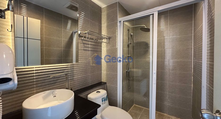 For sale 2 bedrooms condo in Jomtien, Pattaya