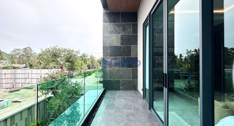 For sale 4 bedrooms house in East Pattaya, Pattaya