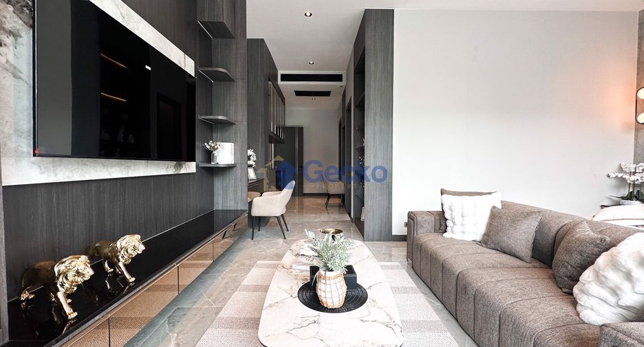 For sale 4 bedrooms house in East Pattaya, Pattaya