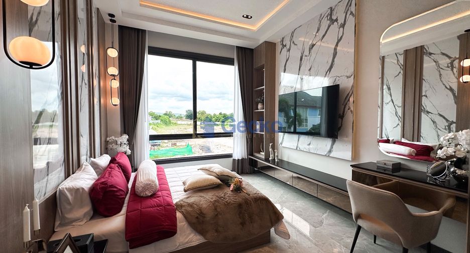 For sale 4 bedrooms house in East Pattaya, Pattaya