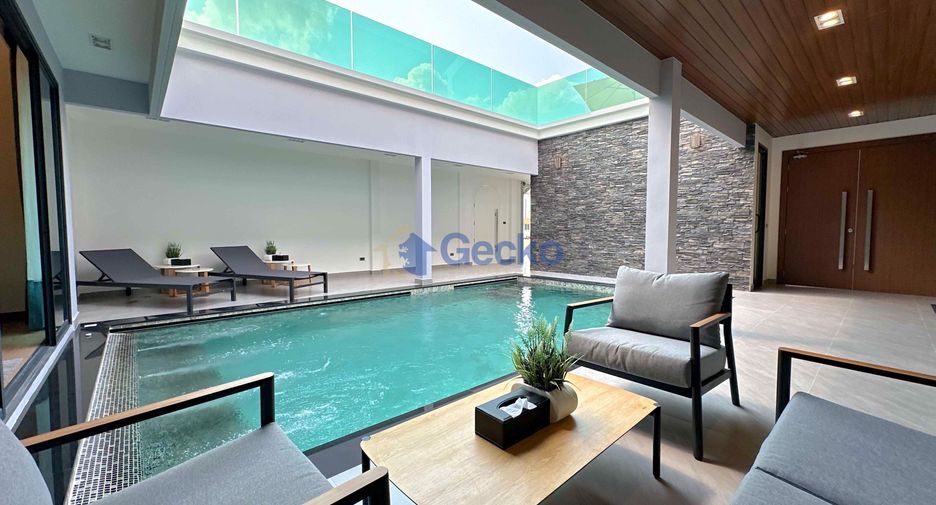 For sale 4 bedrooms house in East Pattaya, Pattaya