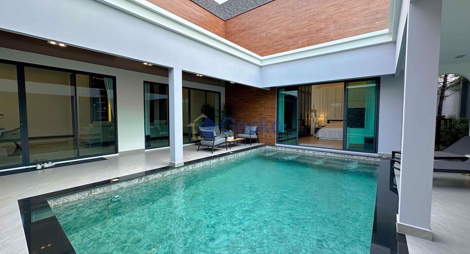 For sale 4 bedrooms house in East Pattaya, Pattaya