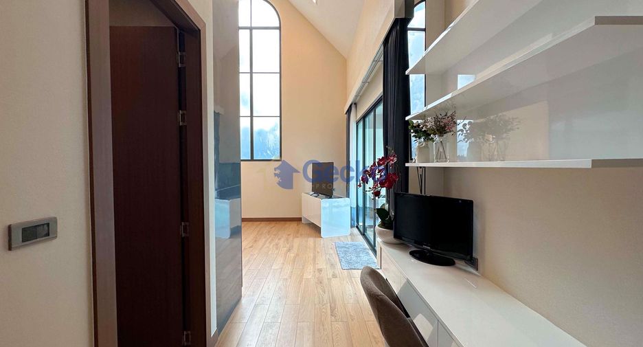 For sale 4 bedrooms house in East Pattaya, Pattaya