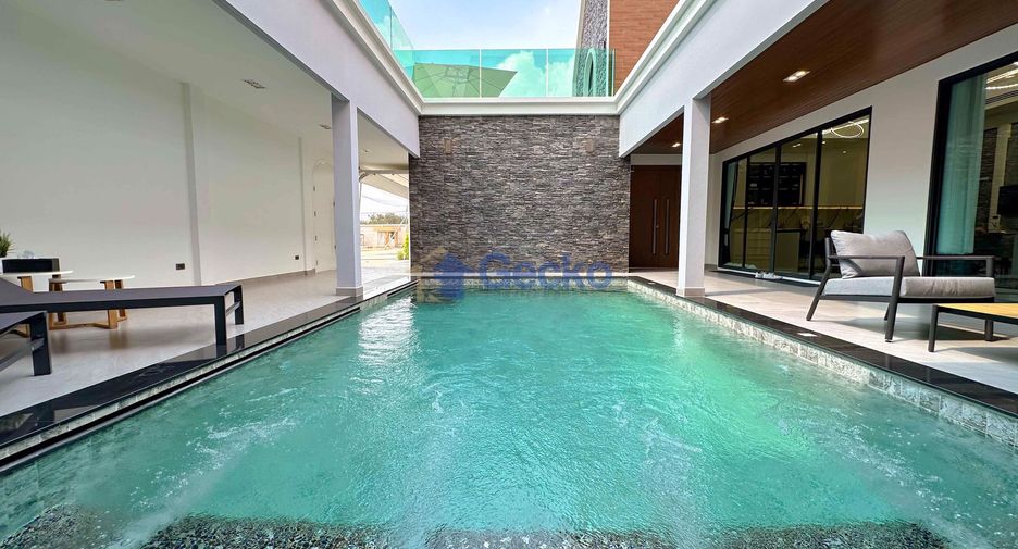 For sale 4 bedrooms house in East Pattaya, Pattaya