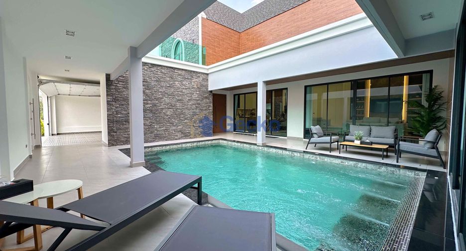 For sale 4 bedrooms house in East Pattaya, Pattaya