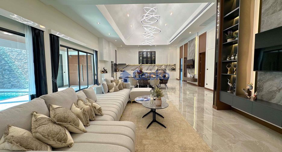 For sale 4 bedrooms house in East Pattaya, Pattaya