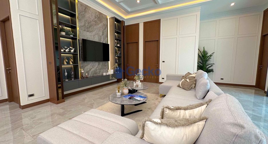 For sale 4 bedrooms house in East Pattaya, Pattaya