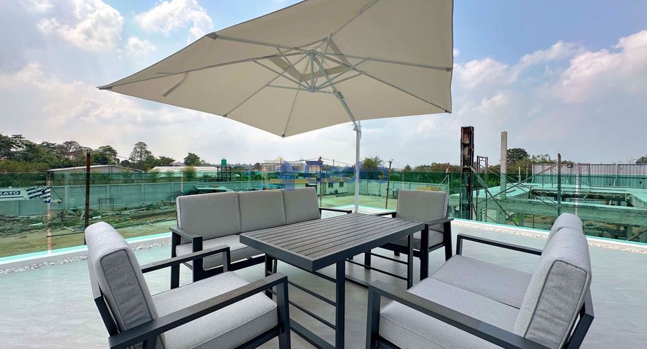For sale 4 bedrooms house in East Pattaya, Pattaya