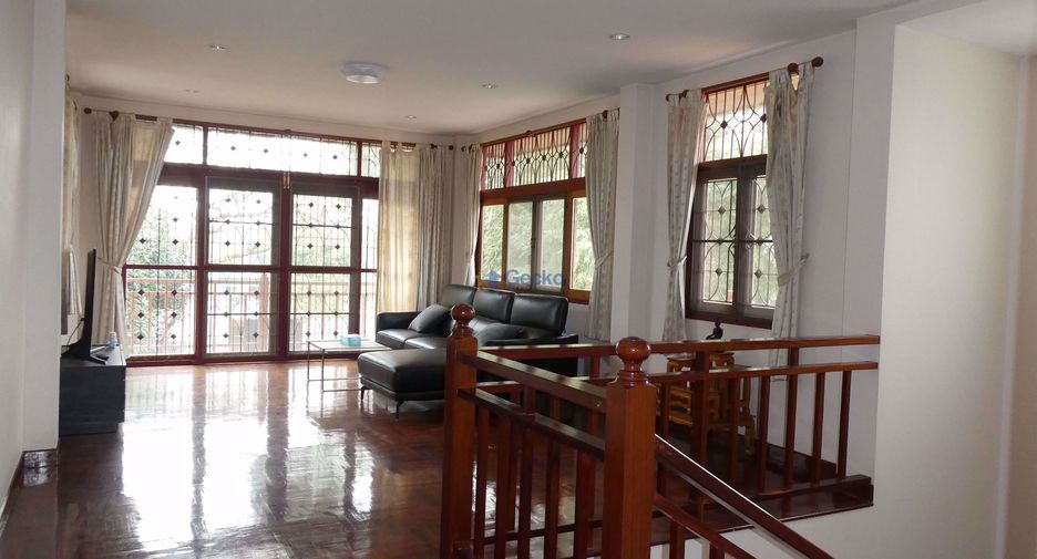À vendre 4 chambres maison à East Pattaya, Pattaya