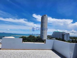 For sale 2 bedrooms condo in Na Jomtien, Pattaya
