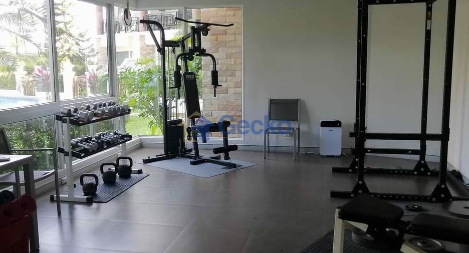 À vendre 2 chambres condo à Na Jomtien, Pattaya