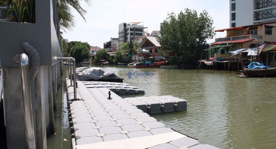 À vendre 2 chambres condo à Sattahip, Chonburi