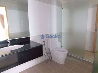 For sale 2 bedrooms condo in Na Jomtien, Pattaya