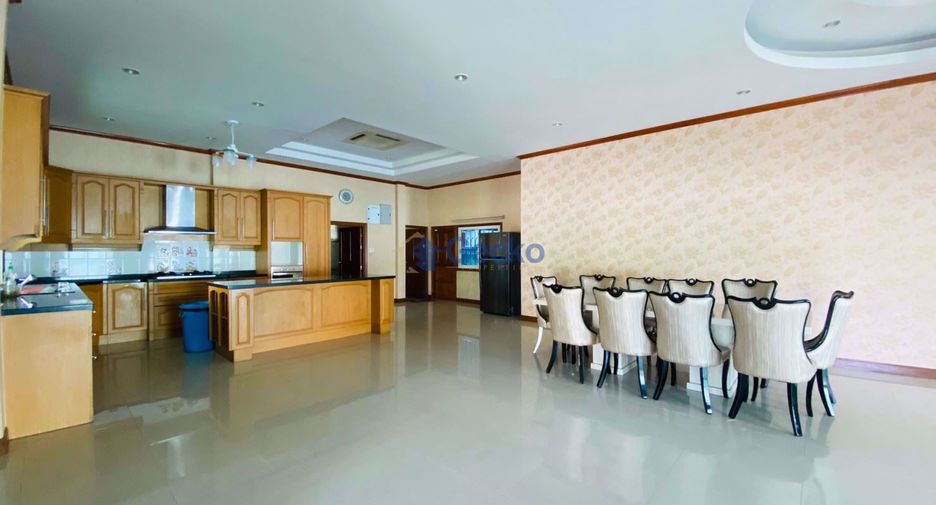 À louer 5 chambres maison à North Pattaya, Pattaya