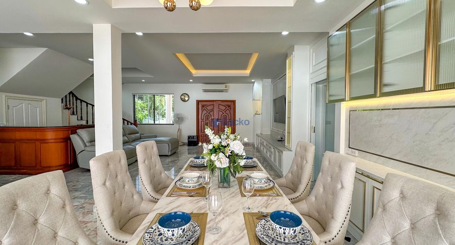 Casa en venta de 4 habitaciones en East Pattaya, Pattaya
