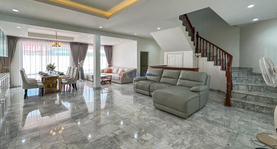 Casa en venta de 4 habitaciones en East Pattaya, Pattaya