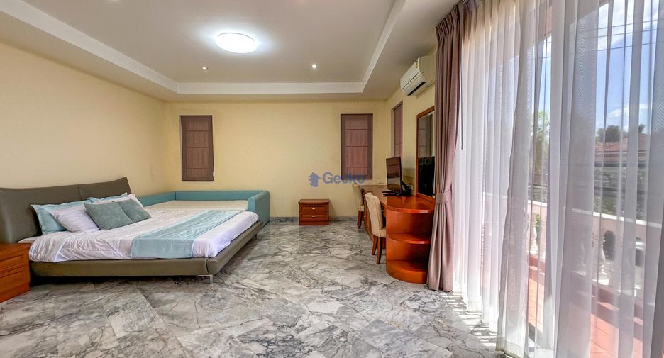 Casa en venta de 4 habitaciones en East Pattaya, Pattaya