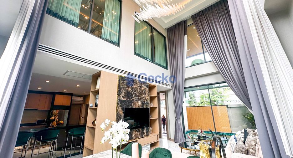 À louer et à vendre 4 chambres maison à Huay Yai, Pattaya