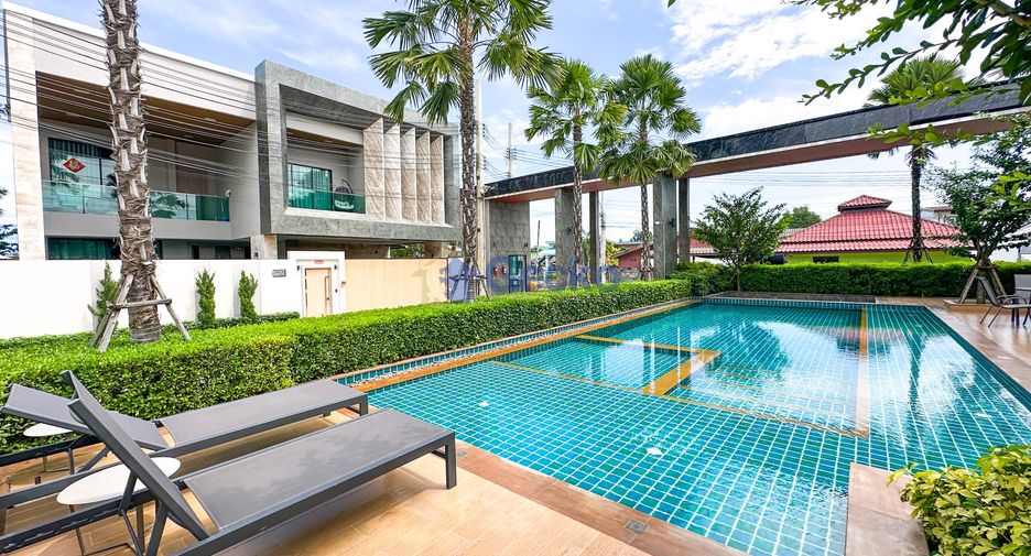 À louer et à vendre 4 chambres maison à Huay Yai, Pattaya