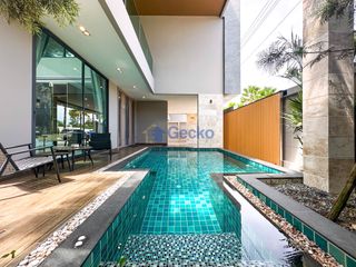 For rent and for sale 4 bedrooms house in Bang Lamung, Chonburi