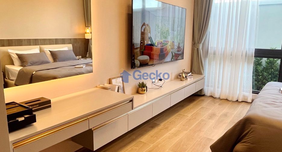For sale 4 bedrooms house in Sattahip, Chonburi