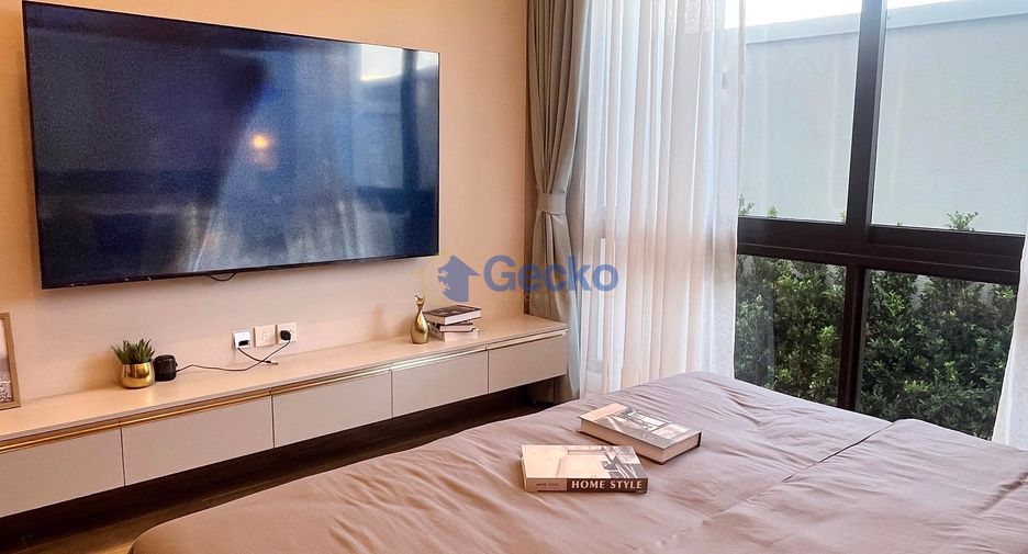 For sale 4 bedrooms house in Sattahip, Chonburi