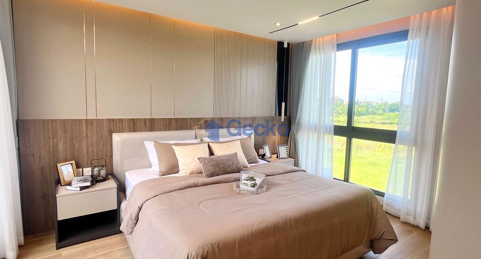 For sale 4 bedrooms house in Sattahip, Chonburi