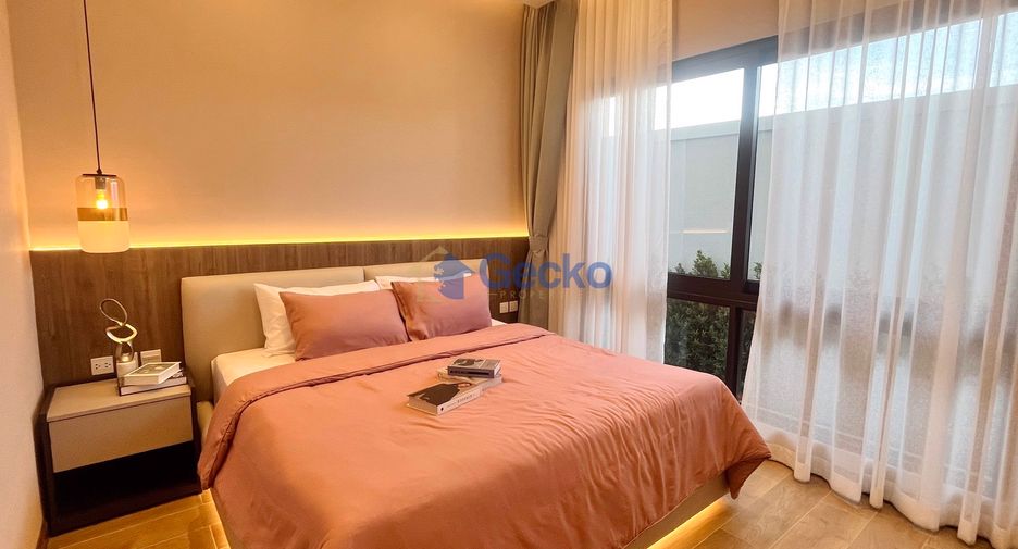 For sale 4 bedrooms house in Sattahip, Chonburi