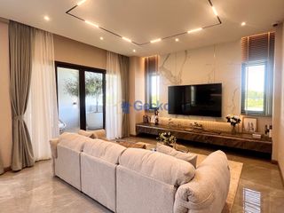 Haus zum Kauf mit 4 Zimmer in Jomtien, Pattaya