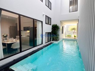 Haus zum Kauf mit 4 Zimmer in Jomtien, Pattaya