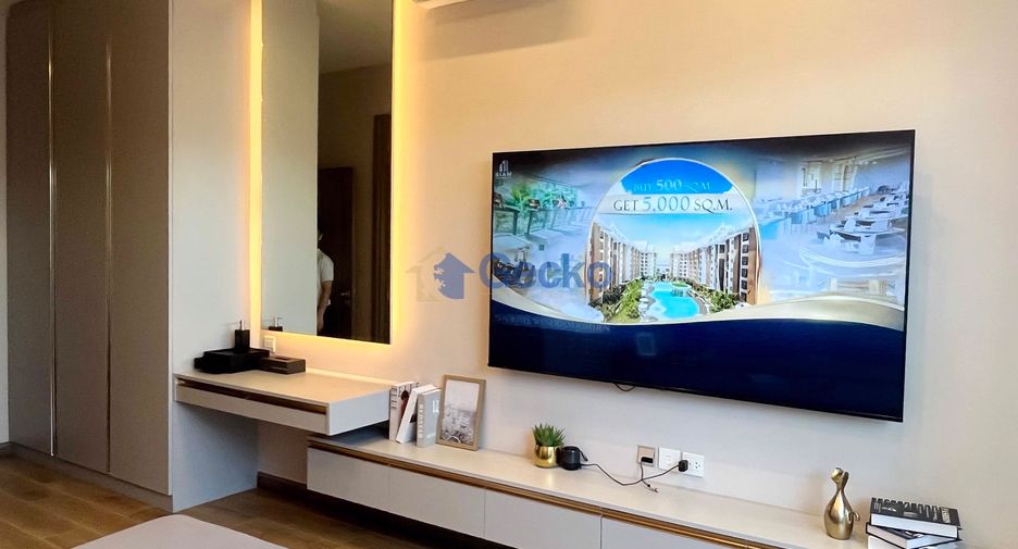 For sale 4 bedrooms house in Sattahip, Chonburi