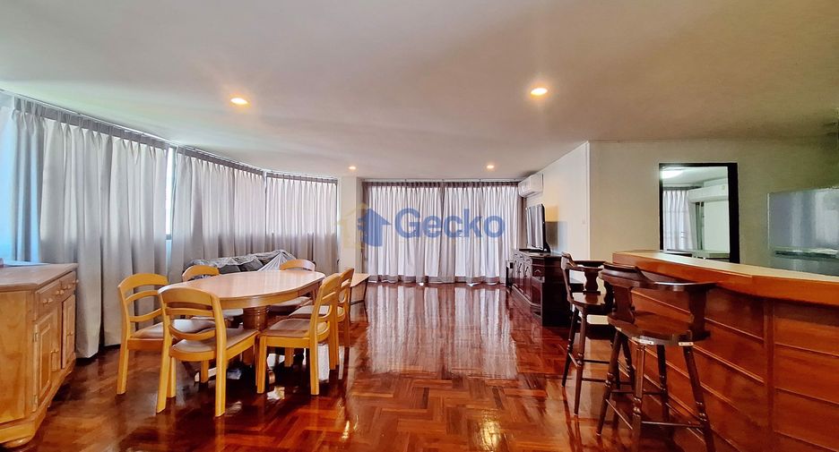 For sale 3 bedrooms condo in Pratumnak, Pattaya