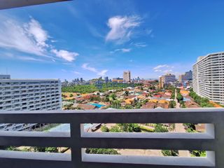 For sale 3 bedrooms condo in Bang Lamung, Chonburi