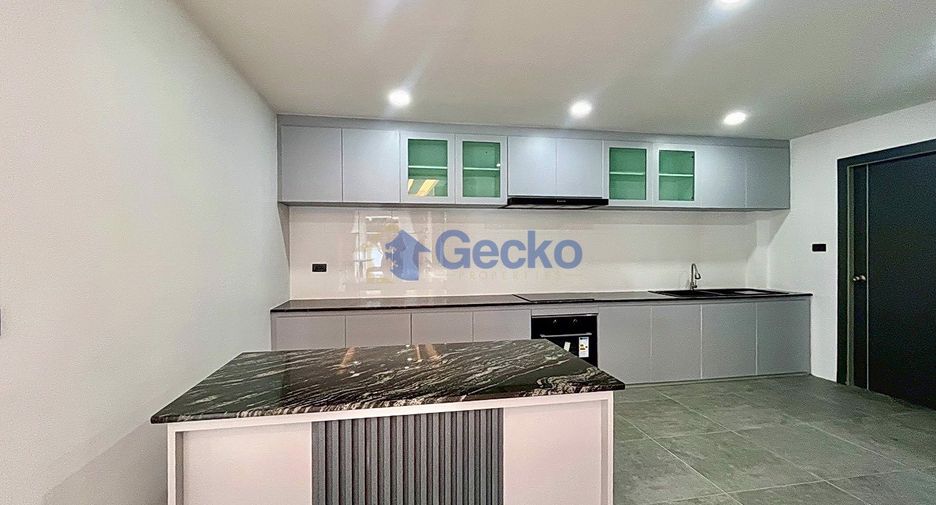 Casa en venta de 3 habitaciones en Bang Lamung, Chonburi