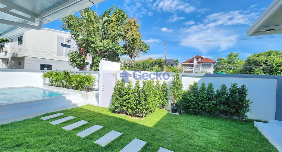 Casa en venta de 3 habitaciones en Bang Lamung, Chonburi