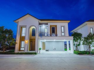 For sale 4 bedrooms house in Bang Lamung, Chonburi