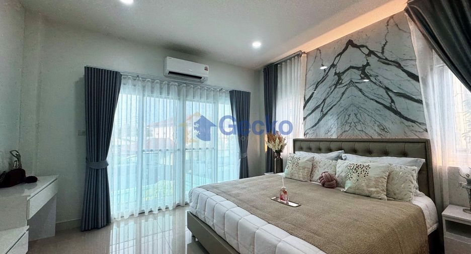 À louer et à vendre 4 chambres maison à East Pattaya, Pattaya