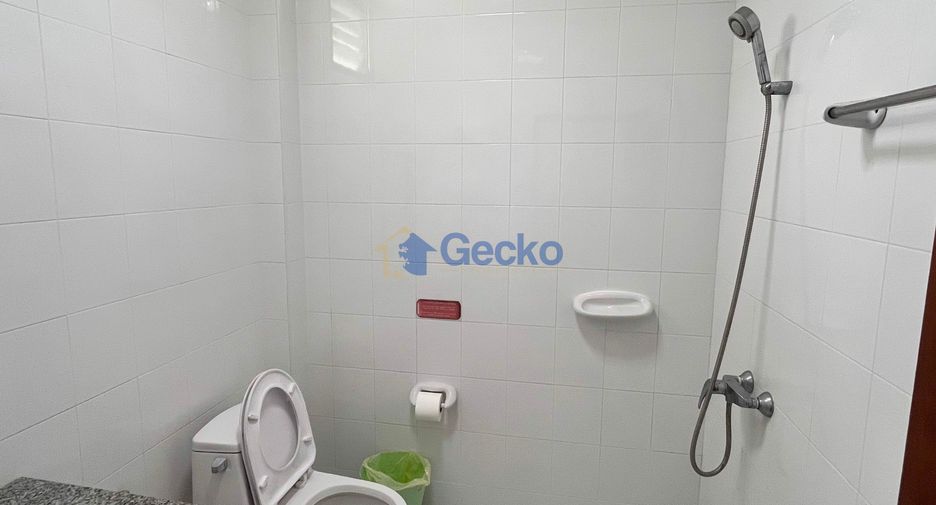 À vendre 5 chambres maison à Pratumnak, Pattaya