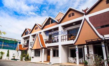 For sale 5 bedrooms house in Pratumnak, Pattaya