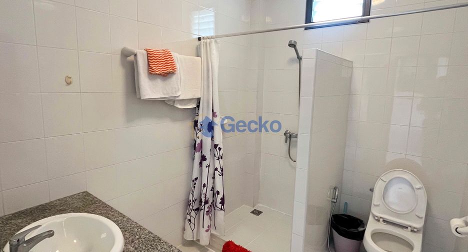 À vendre 5 chambres maison à Pratumnak, Pattaya