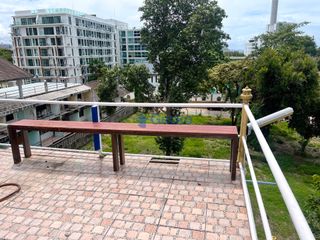 For sale 5 bedrooms house in Bang Lamung, Chonburi