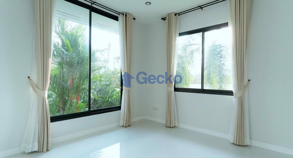 Haus zum Kauf mit 4 Zimmer in Bang Lamung, Chonburi