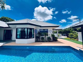 For sale 4 bedrooms house in Bang Lamung, Chonburi