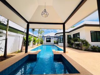 For sale 4 bedrooms house in Bang Lamung, Chonburi