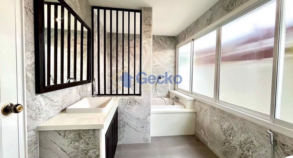 Haus zum Kauf mit 3 Zimmer in East Pattaya, Pattaya