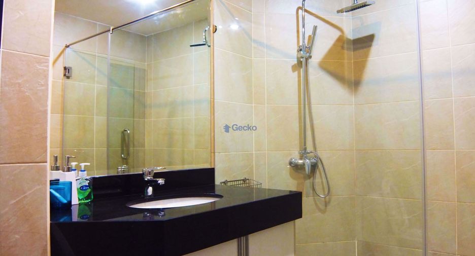 For sale 2 bedrooms condo in Pratumnak, Pattaya