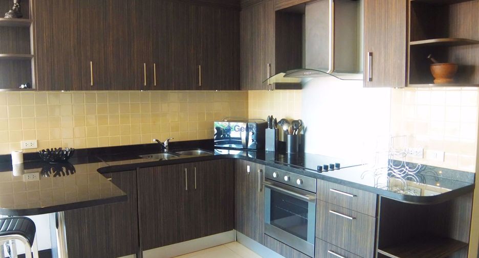 For sale 2 bedrooms condo in Pratumnak, Pattaya
