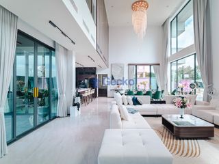 For sale 5 bedrooms house in Bang Lamung, Chonburi