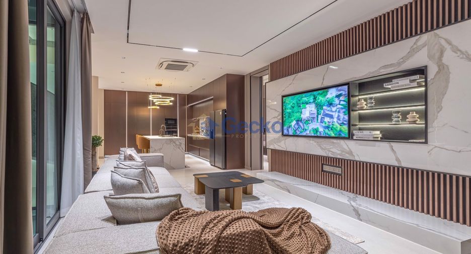 For sale 6 bedrooms house in Sattahip, Chonburi