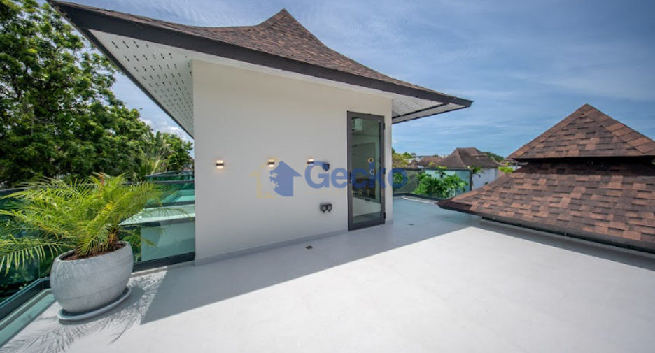 For sale 6 bedrooms house in Sattahip, Chonburi